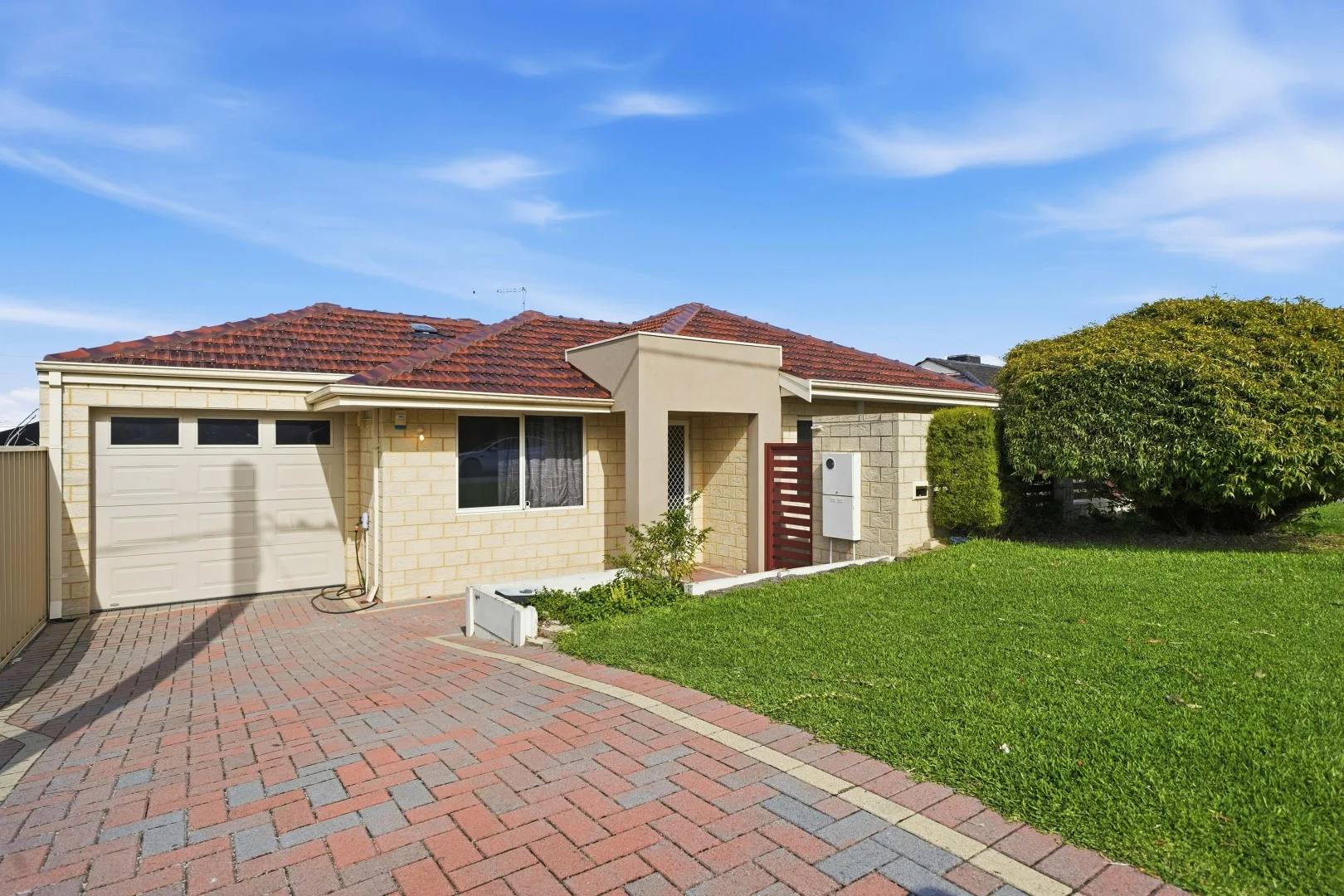 Additional image 2 of 4A Debenham Street, Thornlie WA 6108