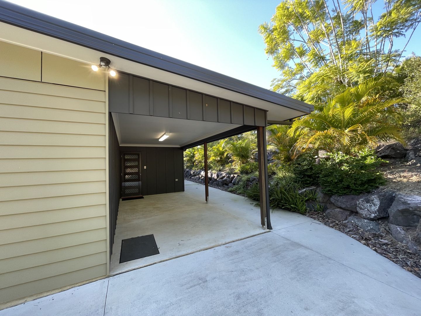 142A Blackall Range Road, West Woombye QLD 4559 Apartment For Rent