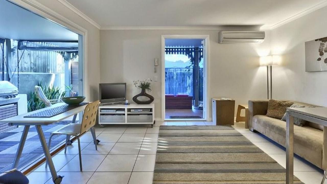 2 bedrooms Apartment / Unit / Flat in 2/94 James Street NEW FARM QLD, 4005