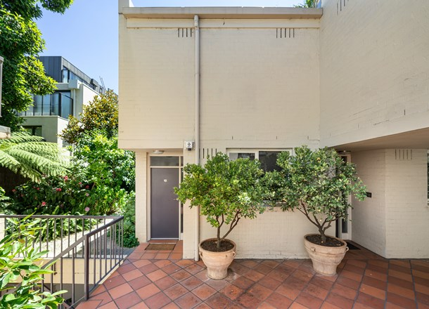 10/28 Tivoli Place, South Yarra VIC 3141