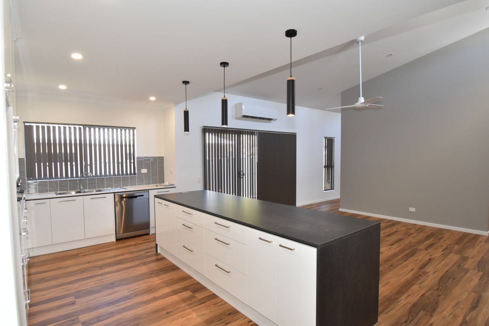27 Bonanni Close, Alice Springs NT 0870 House For Rent 790 Domain