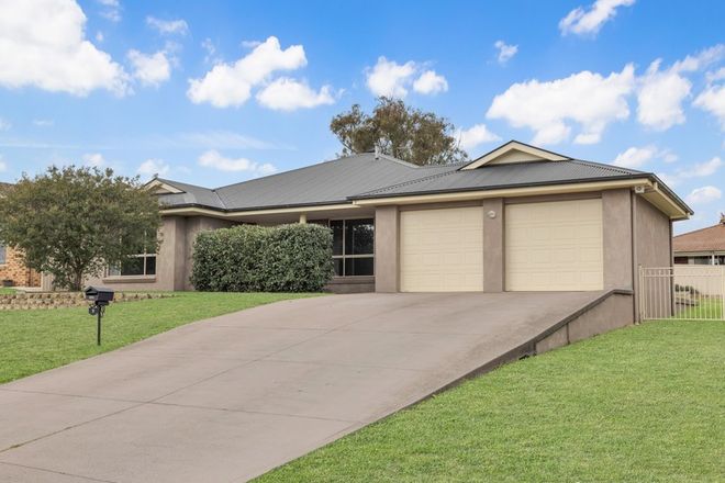Picture of 9 Walpole Close, KELSO NSW 2795