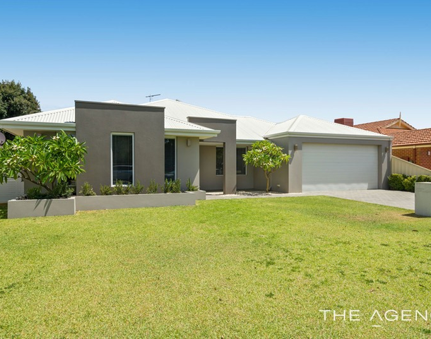 22 Brenchley Drive, Atwell WA 6164