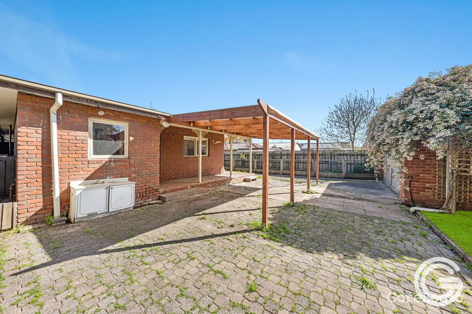 2 Roberts Road, Cranbourne VIC 3977 - House For Rent | Domain