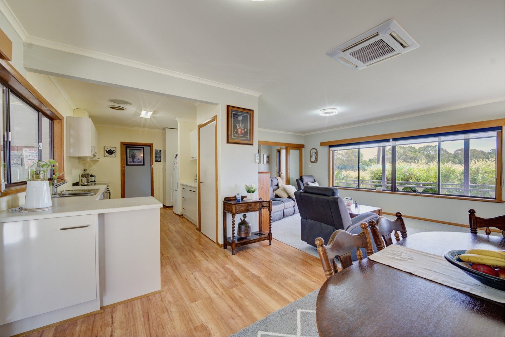 1066 Paynesville Rd, Eagle Point VIC 3878, Image 0