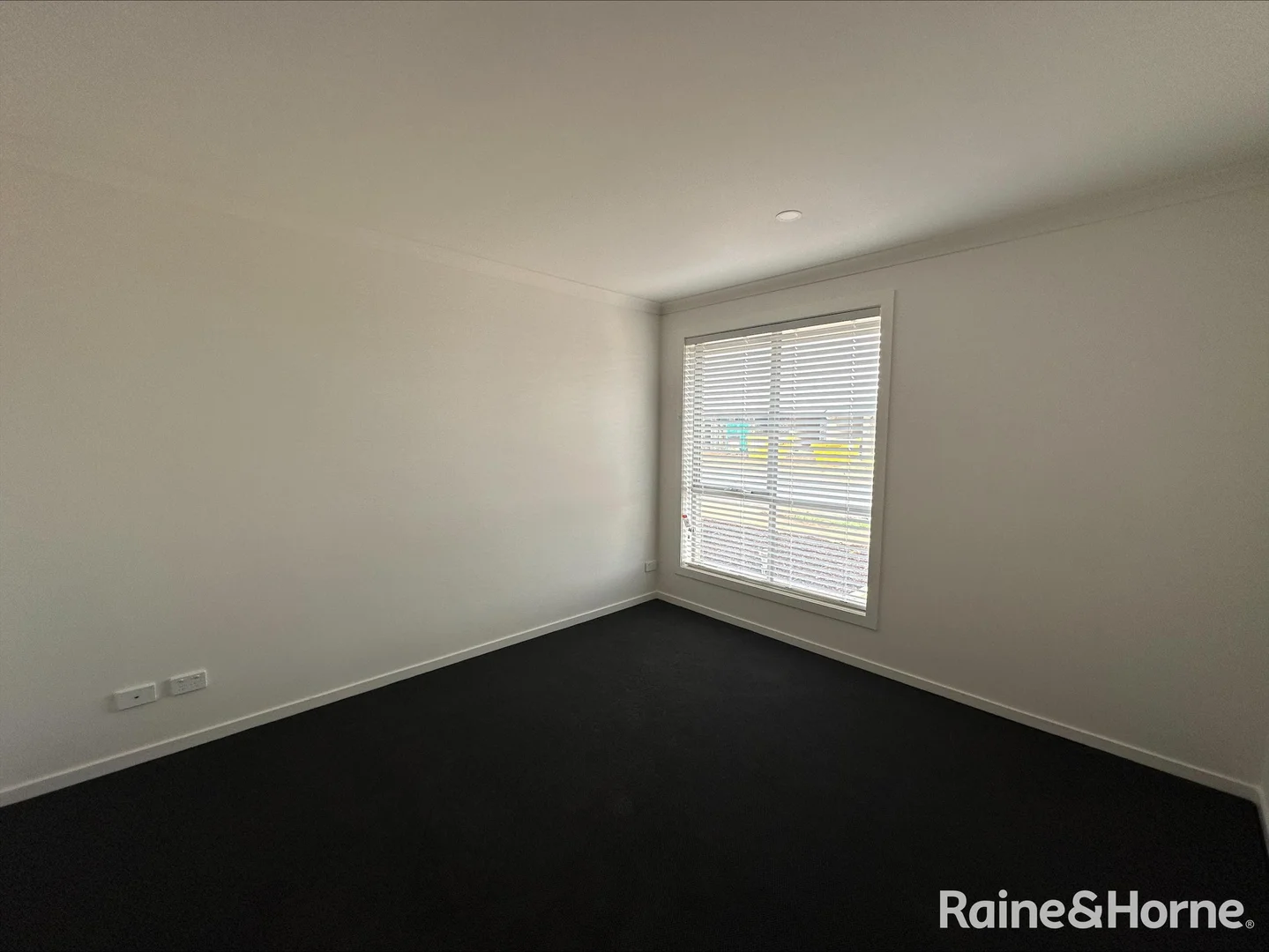 Additional image 2 of 28 Francesca Boulevard, Munno Para West SA 5115