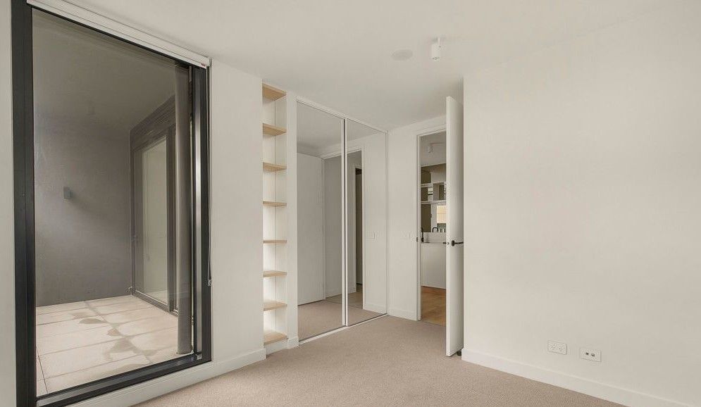 1 bedrooms Apartment / Unit / Flat in 208/75 Palmerston Crescent SOUTH MELBOURNE VIC, 3205