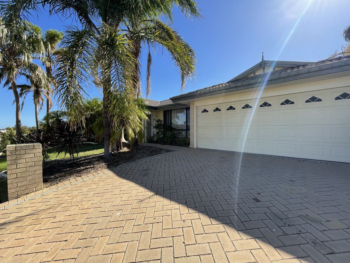 4 bedrooms House in 59 Floribunda Avenue HALLS HEAD WA, 6210