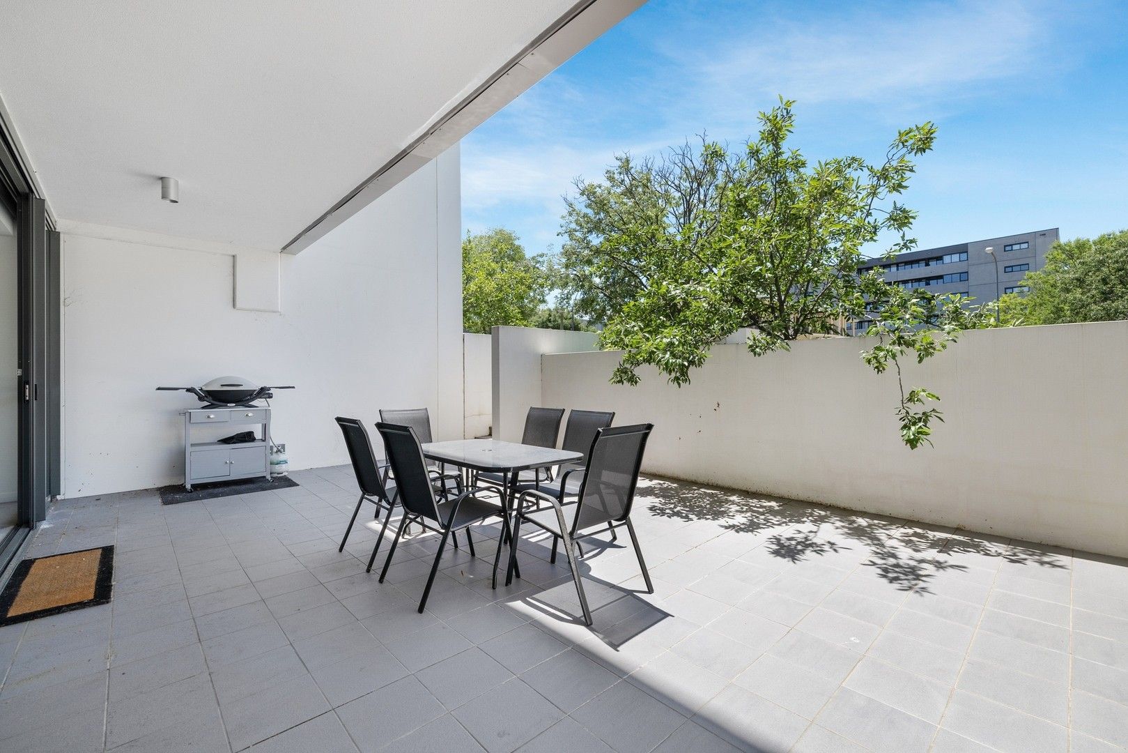 1 bedrooms Apartment / Unit / Flat in 61/22 Eyre Street KINGSTON ACT, 2604