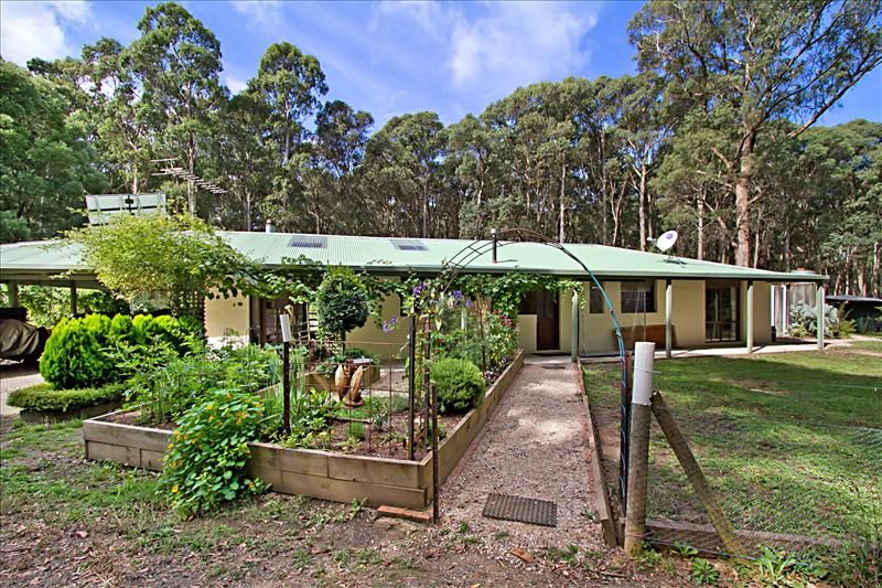 100 Gibbs Access, Trentham East VIC 3458, Image 2