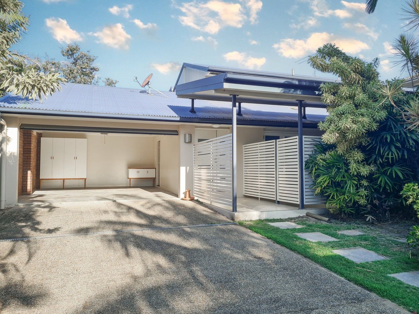 33 Biggs Avenue, Beachmere QLD 4510 House For Rent Domain