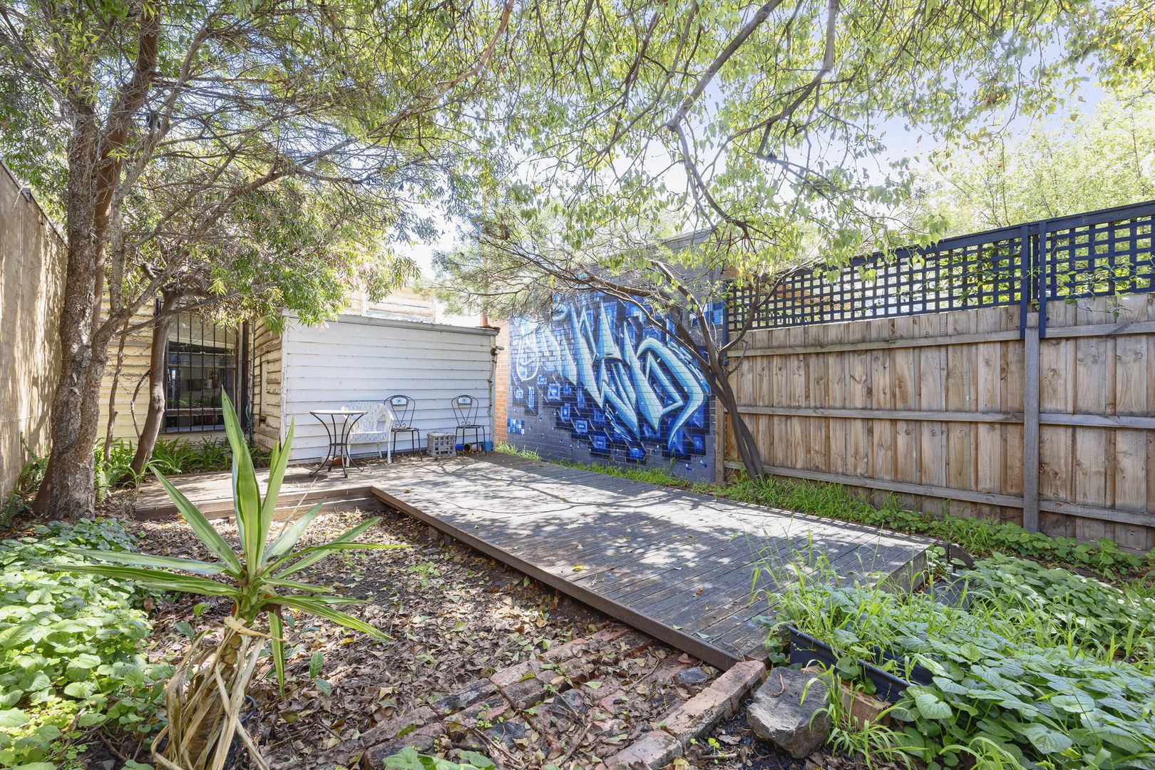 16 Moore Street, Elwood VIC 3184, Image 2