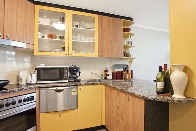 Picture of 28/18 Captain Cook Crescent, MANUKA ACT 2603
