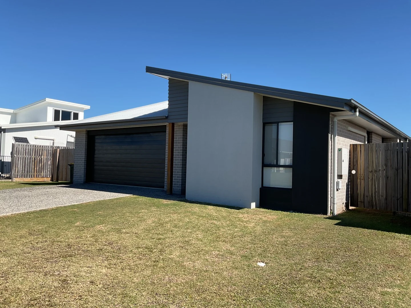 Primary image of 15 Waugh St, Urangan QLD 4655