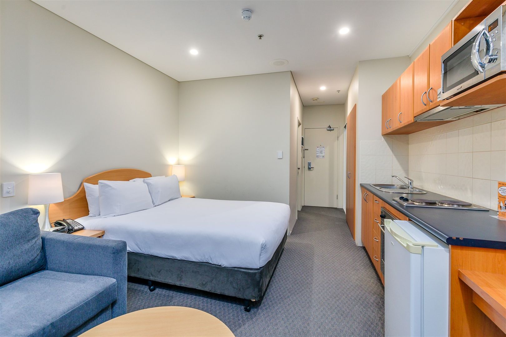 1 bedrooms Apartment / Unit / Flat in 709/12 Victoria Avenue PERTH WA, 6000