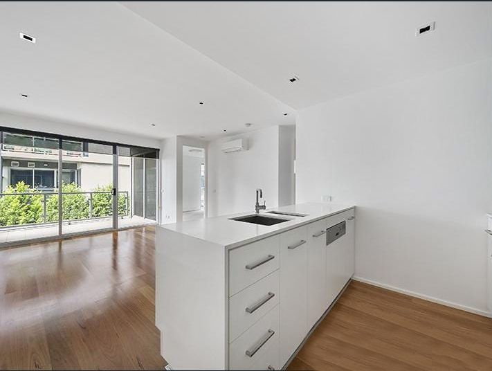 2 bedrooms Apartment / Unit / Flat in 210/59 Coppin Street RICHMOND VIC, 3121