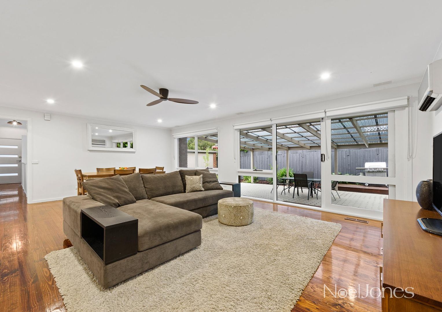 26 Tintern Crescent, Wantirna South VIC 3152, Image 1