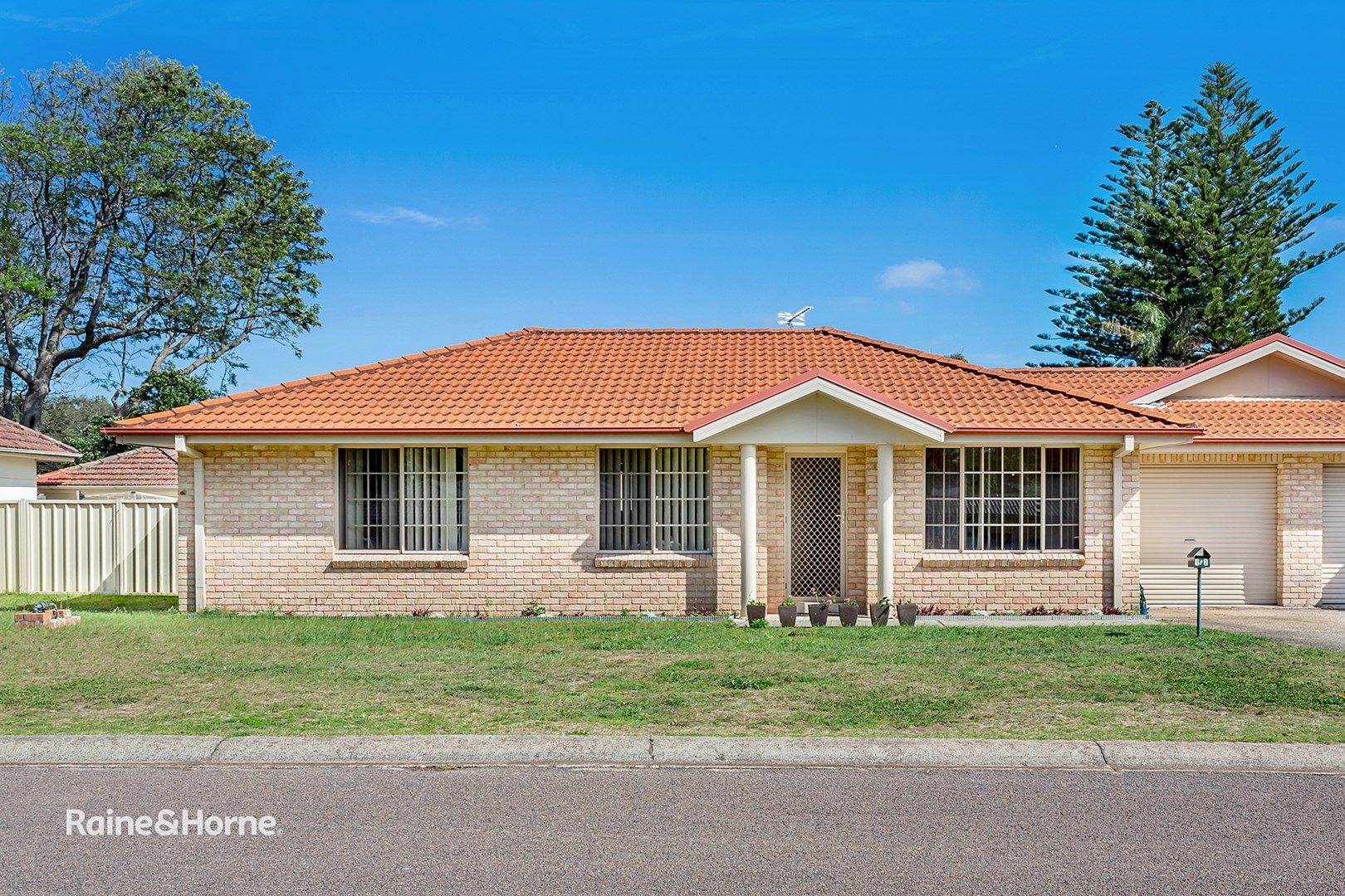 1/2 Margaret St, Anna Bay NSW 2316, Image 0