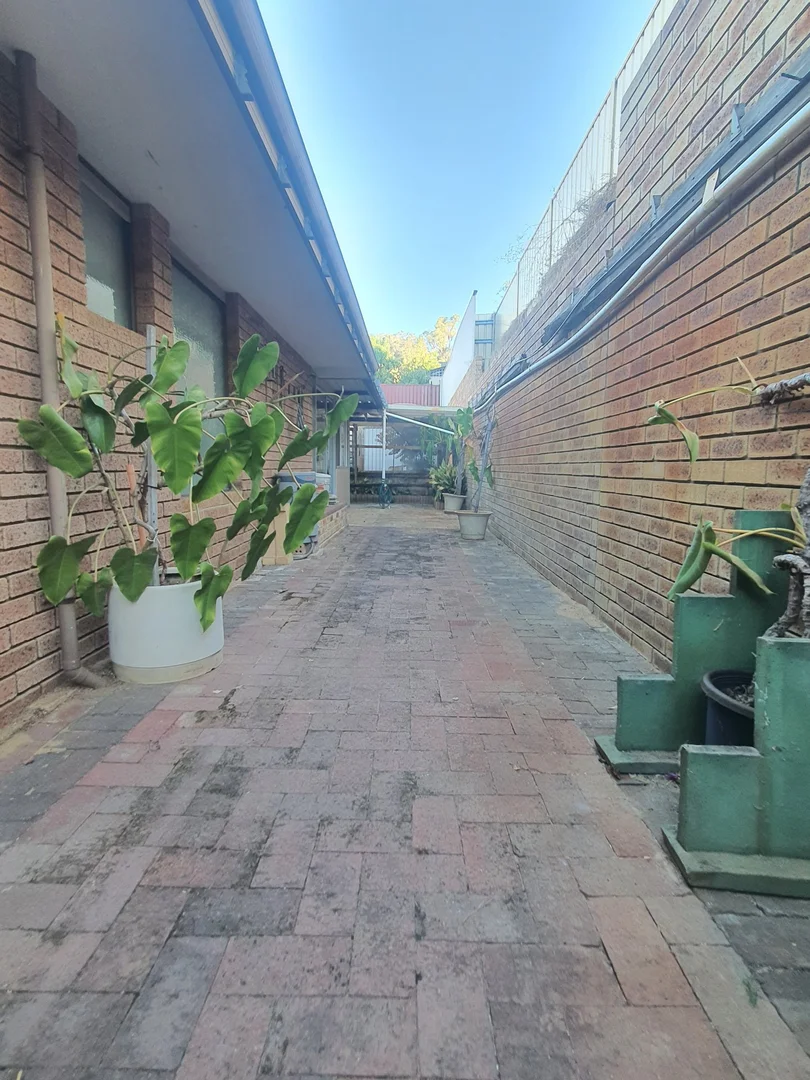 Additional image 10 of 23 Kirkland Way, Parmelia WA 6167