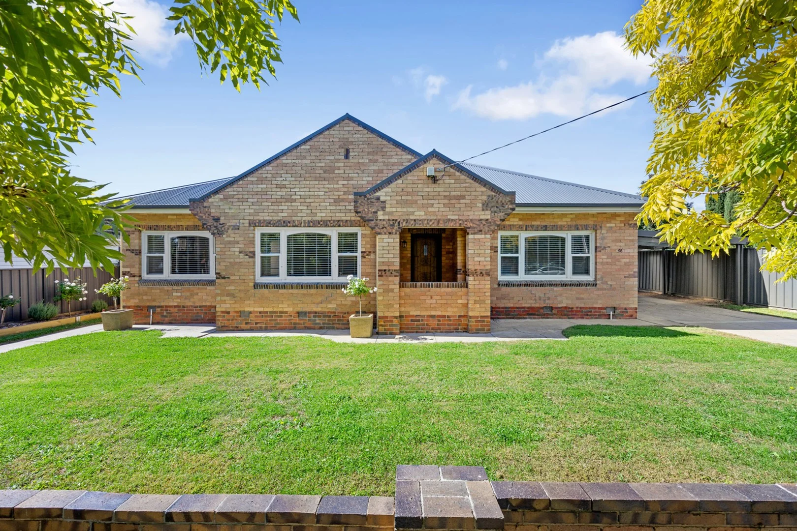 36 Raglan Street, White Hills VIC 3550