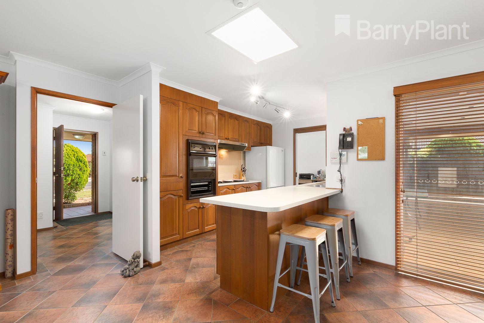 18 Virgilia Drive, Hoppers Crossing VIC 3029, Image 1