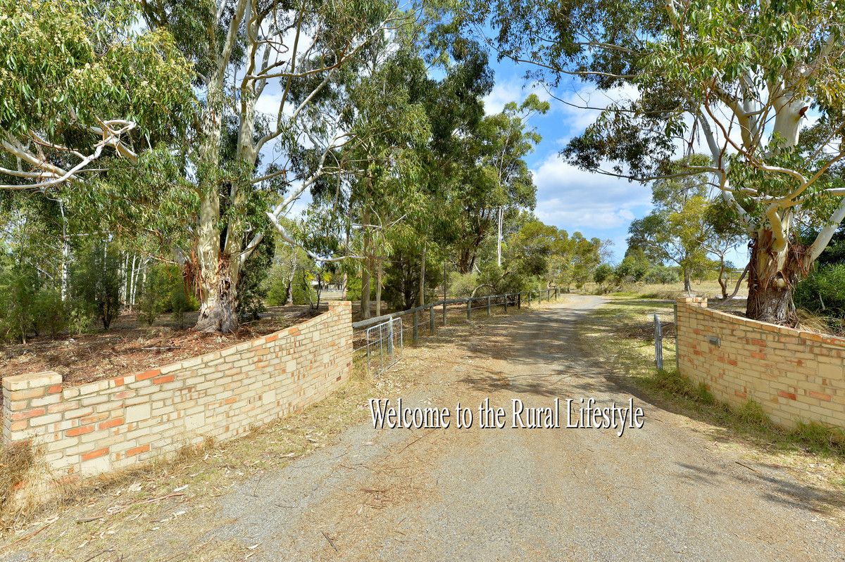 323 Jarrah Road, Hopeland WA 6125, Image 2