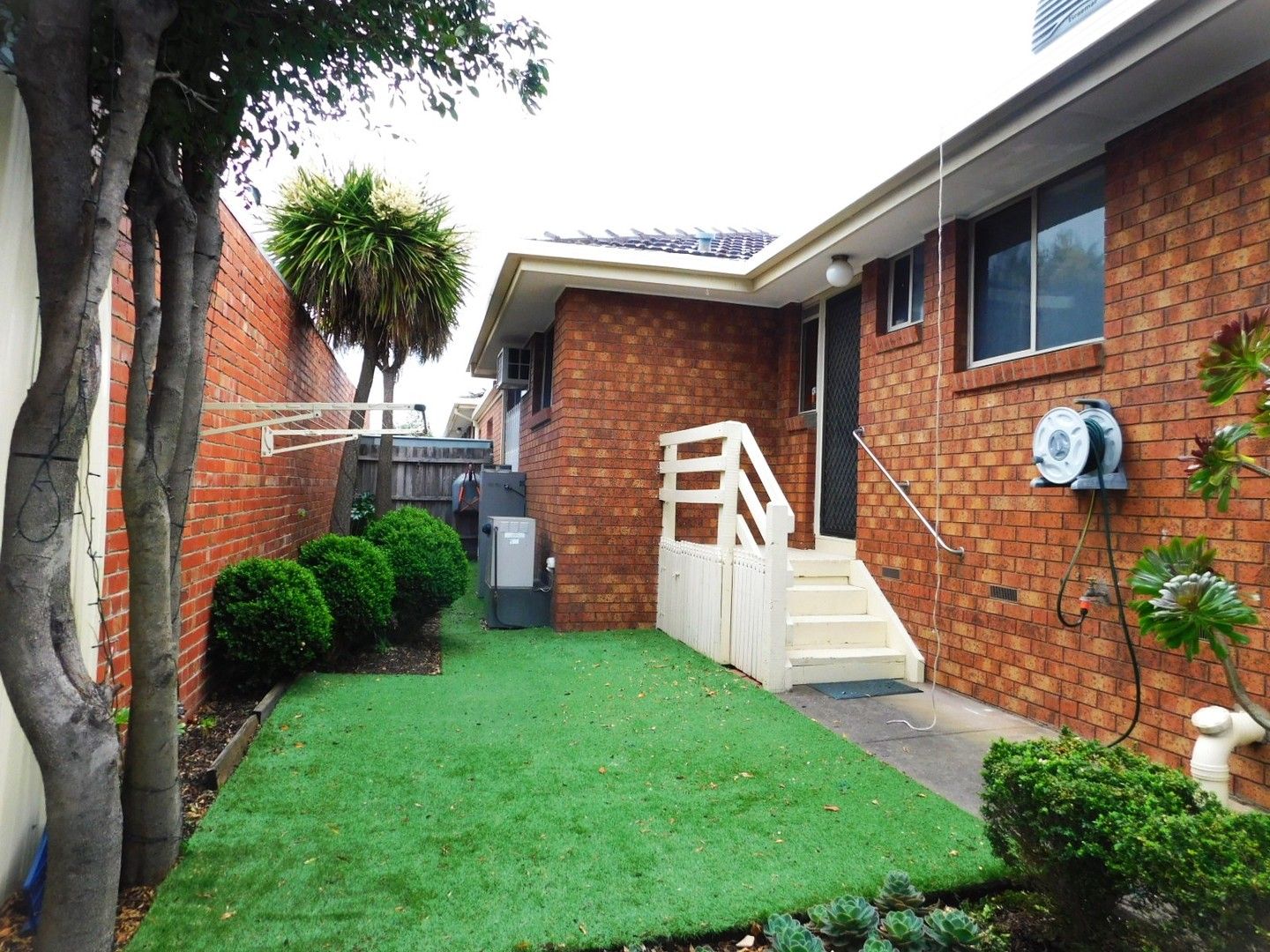 3 bedrooms Apartment / Unit / Flat in 2/200 Wood Street PRESTON VIC, 3072