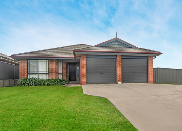 2 Barbata Grove, South Nowra NSW 2541