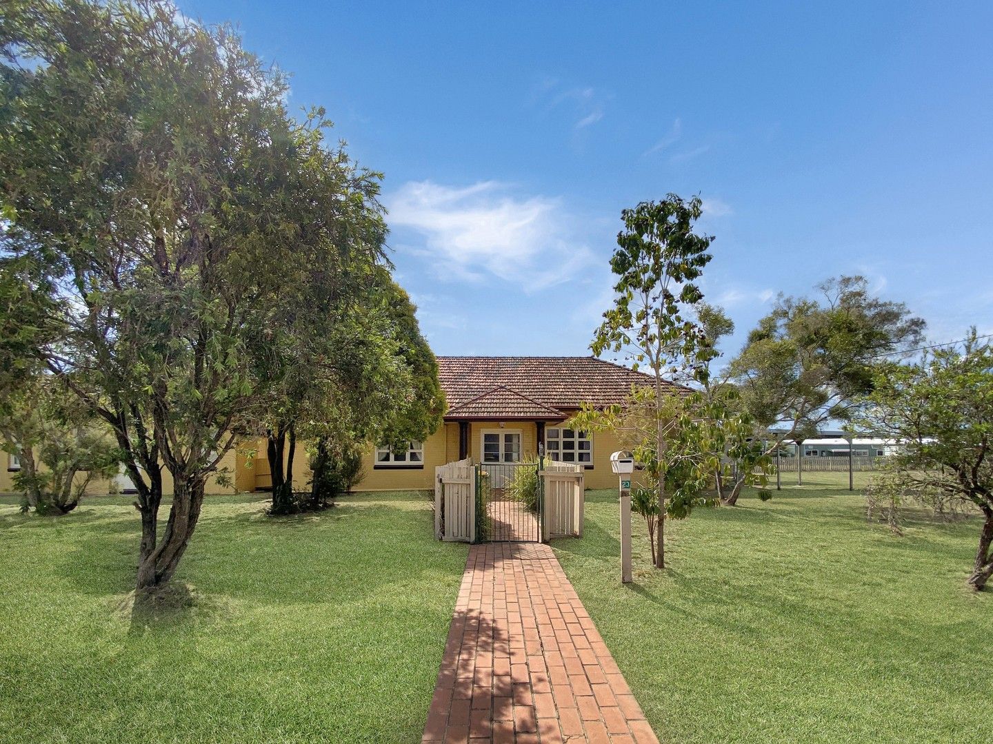 25 Macalister Street, Murgon QLD 4605, Image 2