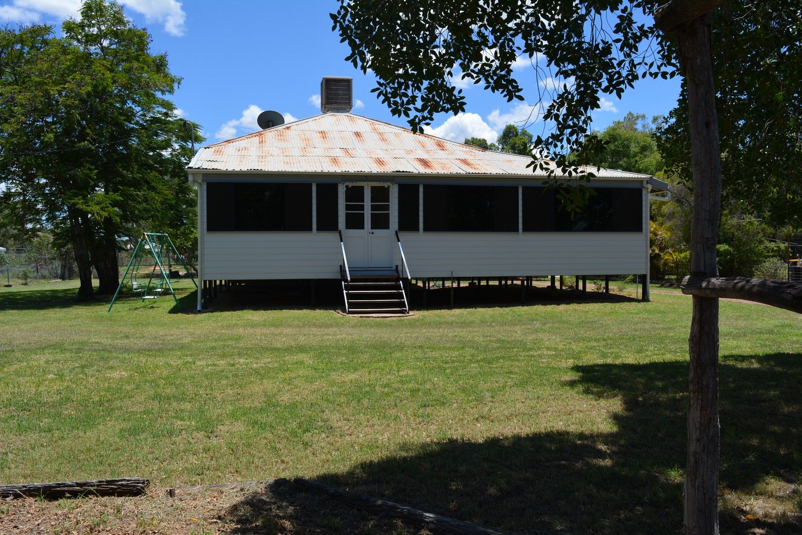 27 Thistle Street, Blackall QLD 4472 House For Rent 250 Domain