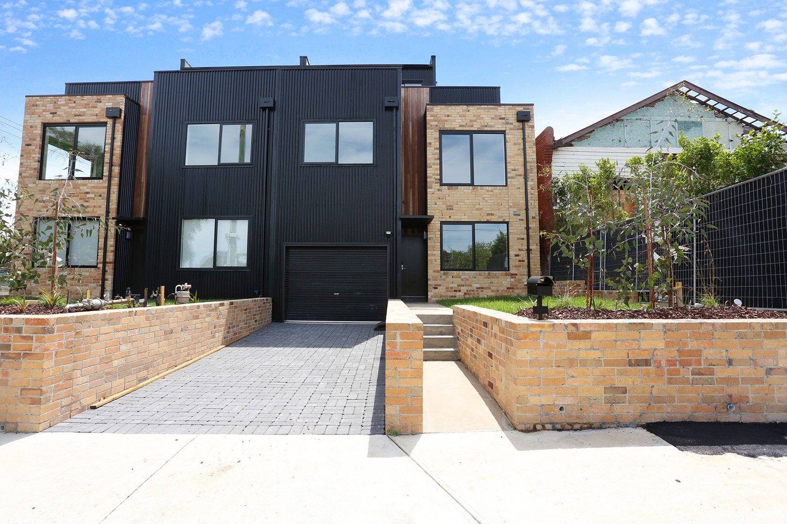 3 bedrooms Townhouse in 121B Clarke Street NORTHCOTE VIC, 3070