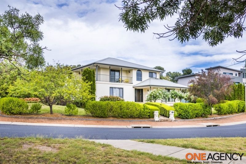 44 Chauvel Circle, Chapman ACT 2611, Image 2