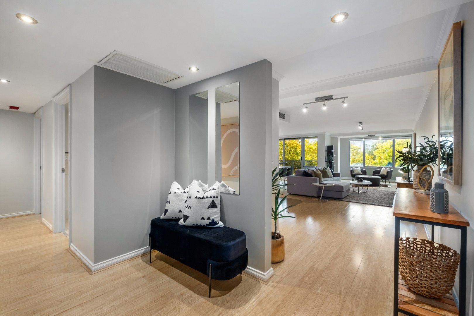 20/134 Mounts Bay Road, Perth WA 6000, Image 1