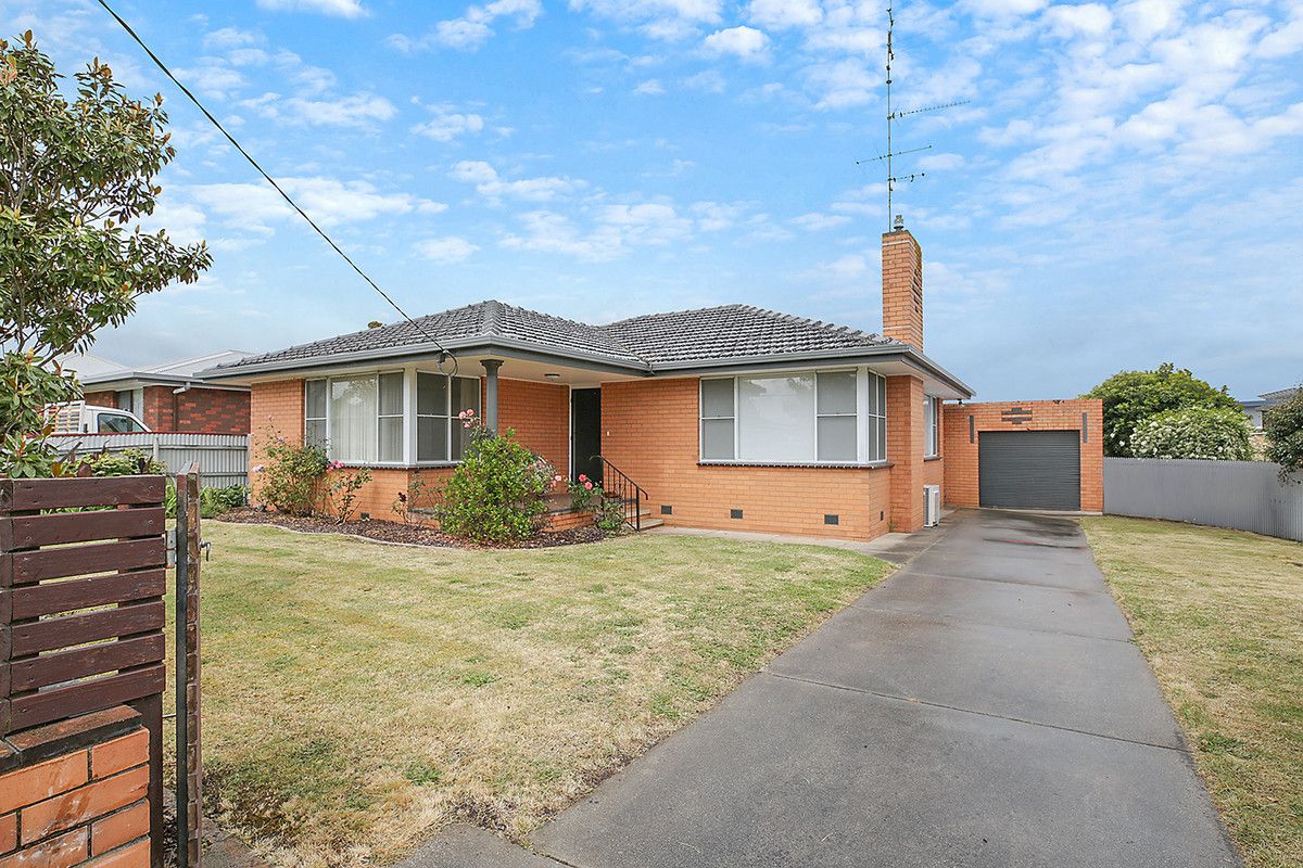 3 bedrooms House in 1 Woods Street COLAC VIC, 3250