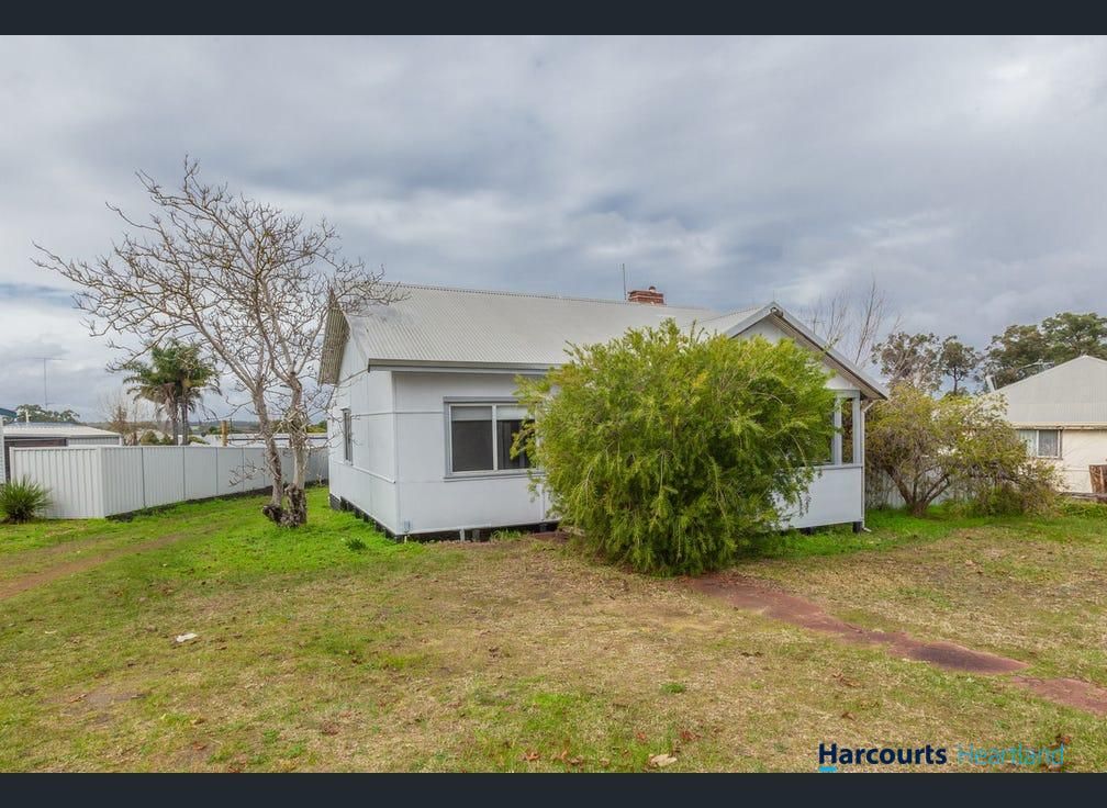 3 bedrooms House in 4 Bourne Place MANJIMUP WA, 6258