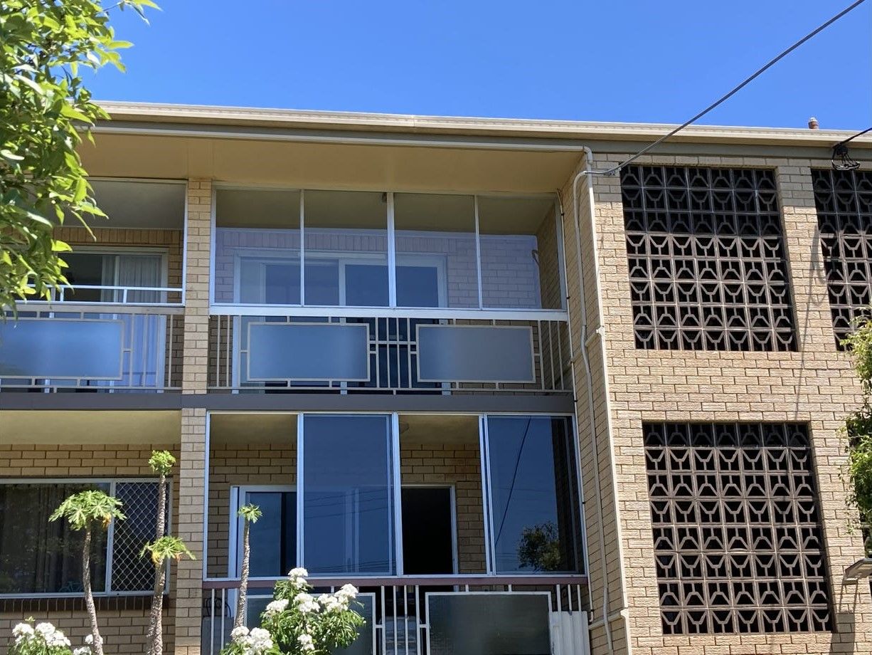 1 bedrooms Apartment / Unit / Flat in 2/13 Macdonnell Road MARGATE QLD, 4019