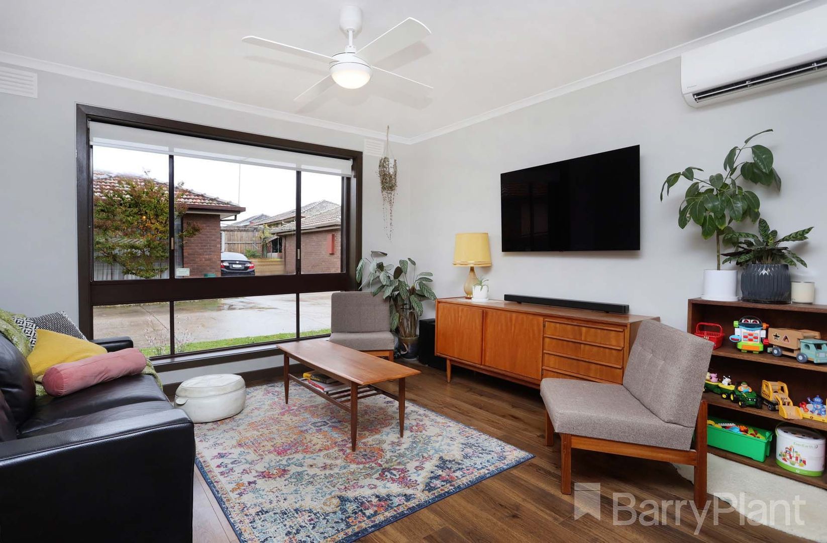 5/6 Hendry Street, Sunshine West VIC 3020, Image 2