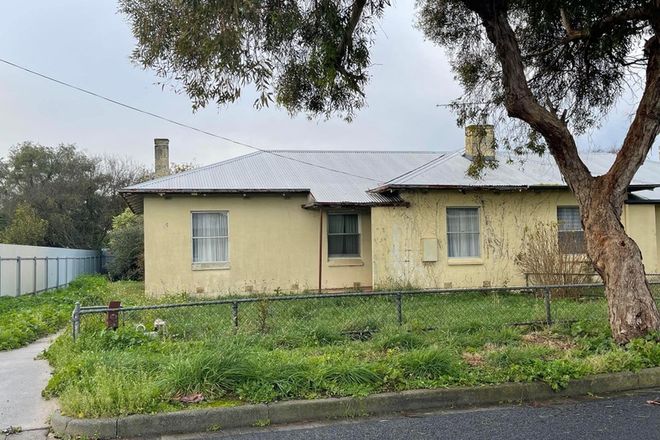 Picture of 5 DOUGLAS STREET, MOUNT GAMBIER SA 5290