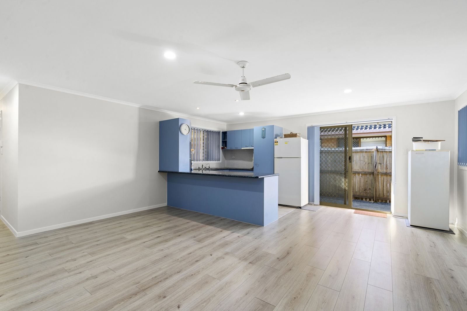 2/146 Kumbari Avenue, Labrador QLD 4215, Image 2