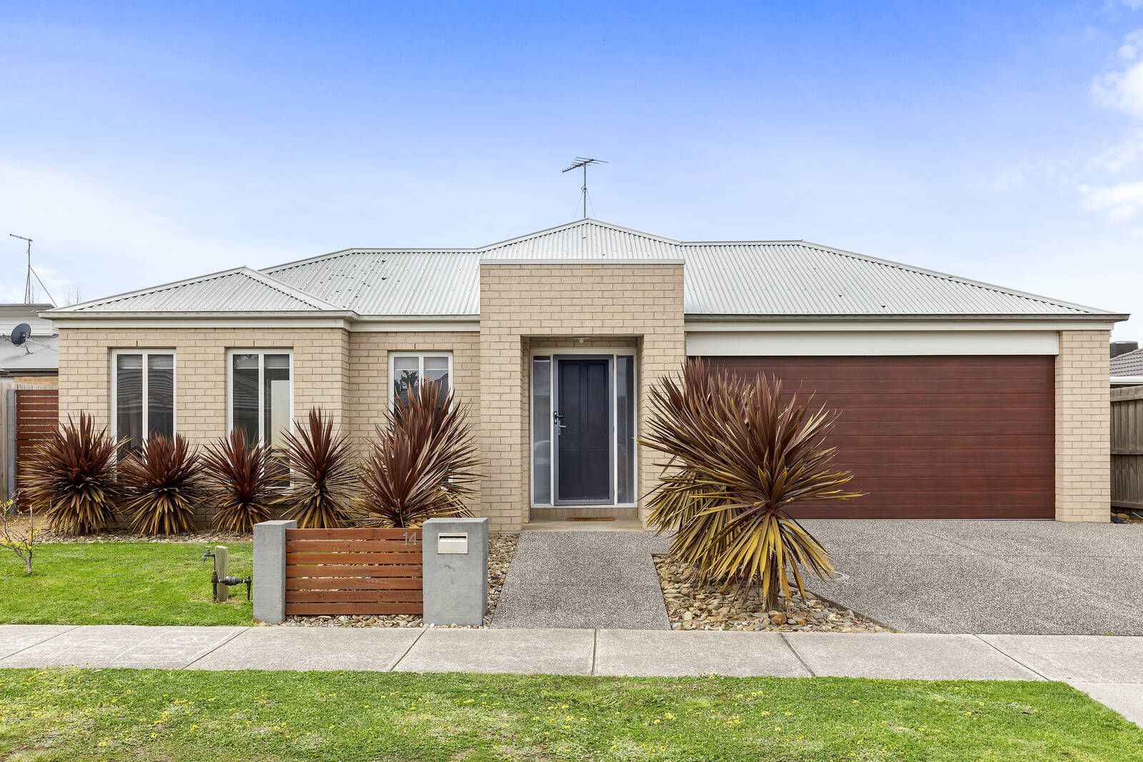 14 Hoddle Drive, Leopold Property History & Address Research Domain