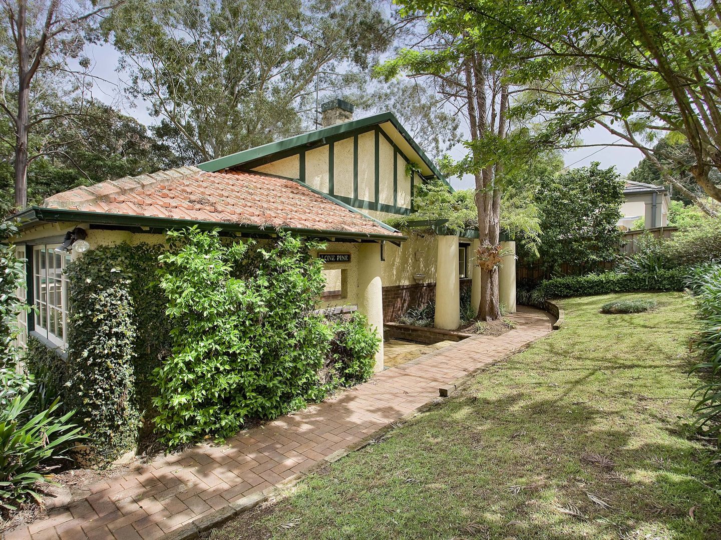 4 Wallace Parade, Lindfield NSW 2070