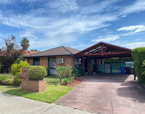 67 Edeys Run, Hampton Park VIC 3976