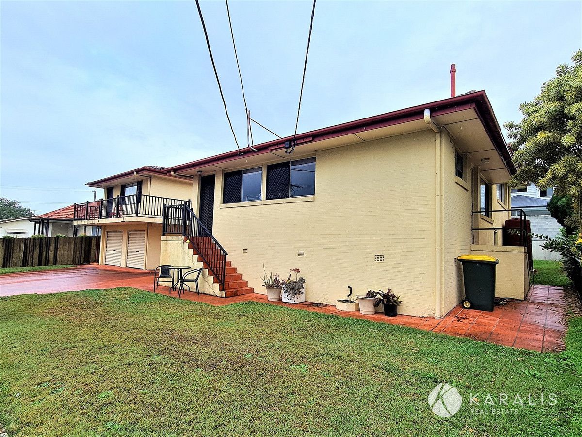 1 bedrooms Apartment / Unit / Flat in 2/12 Robbies Avenue CARINA QLD, 4152