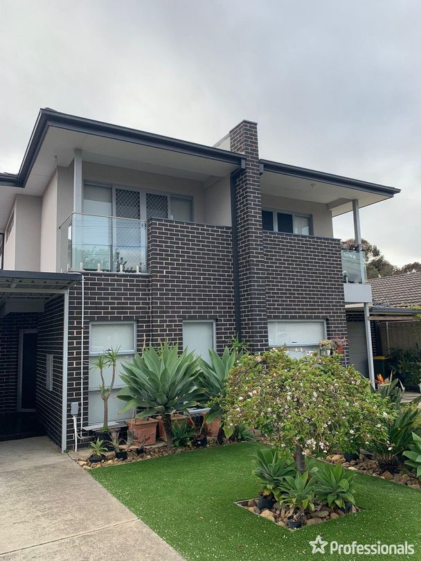 4 bedrooms House in 4A Ballin St KINGS PARK VIC, 3021