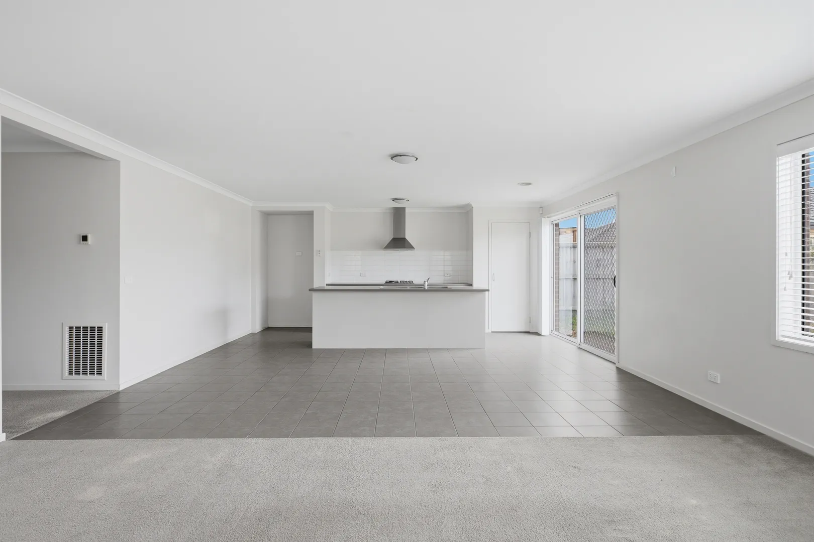 Spacious Design in the Saratoga Estate. - Widok 2