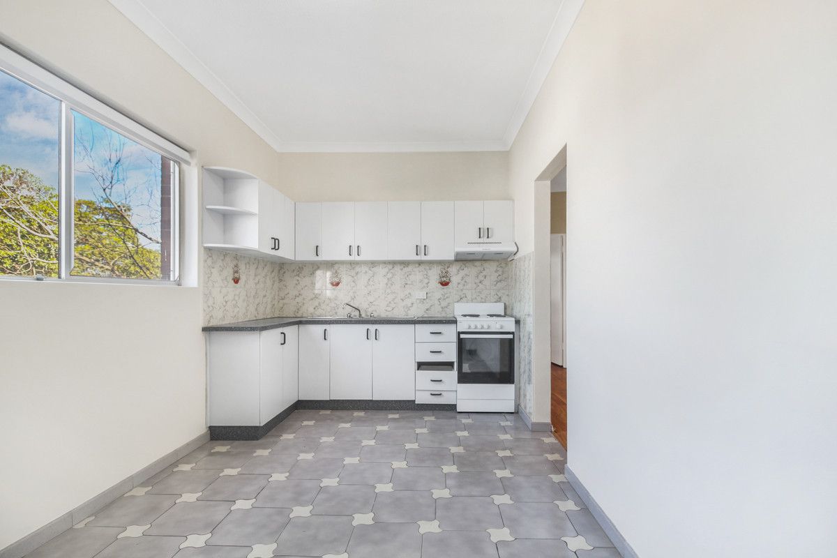 2 bedrooms Apartment / Unit / Flat in 3/11A Kembla Street WOLLONGONG NSW, 2500