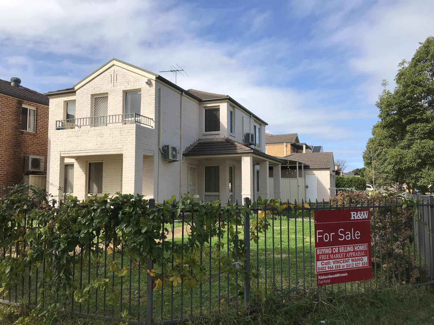 9 Jacaranda Court, Fairfield East Property History & Address Research