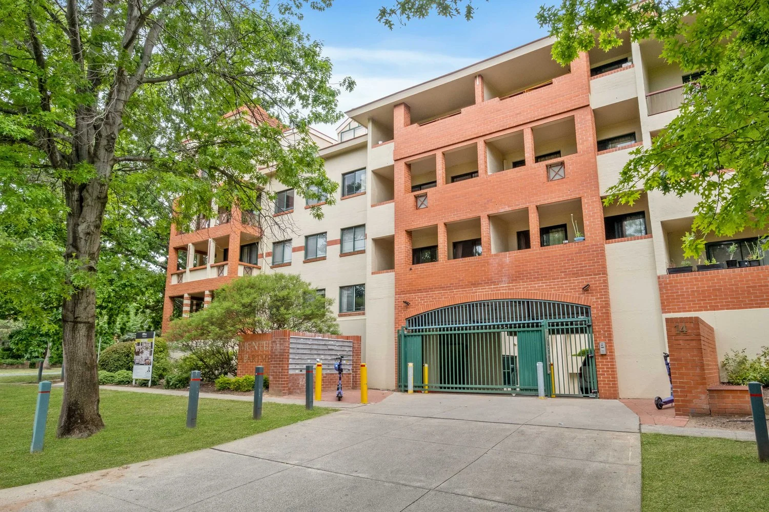 137/14 Boolee Street, Reid ACT 2612