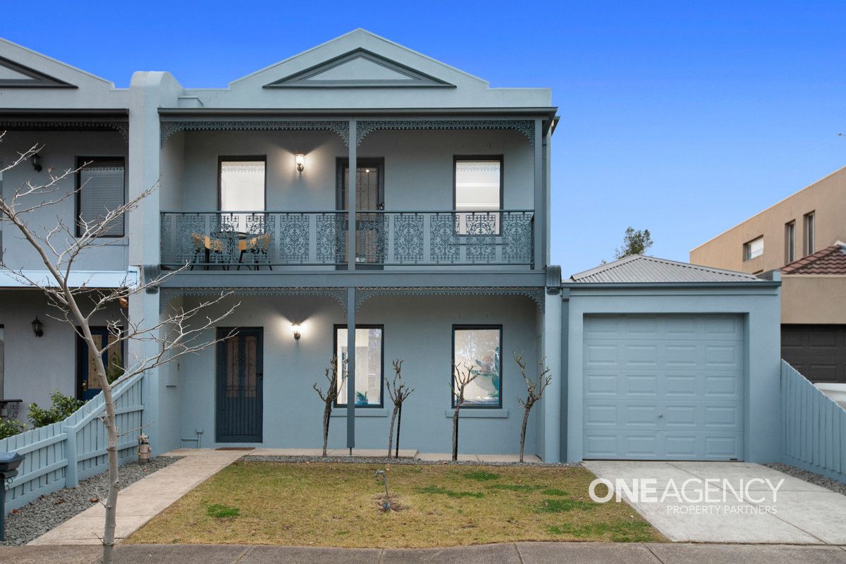 3 bedrooms House in 27 Caledonian Way POINT COOK VIC, 3030