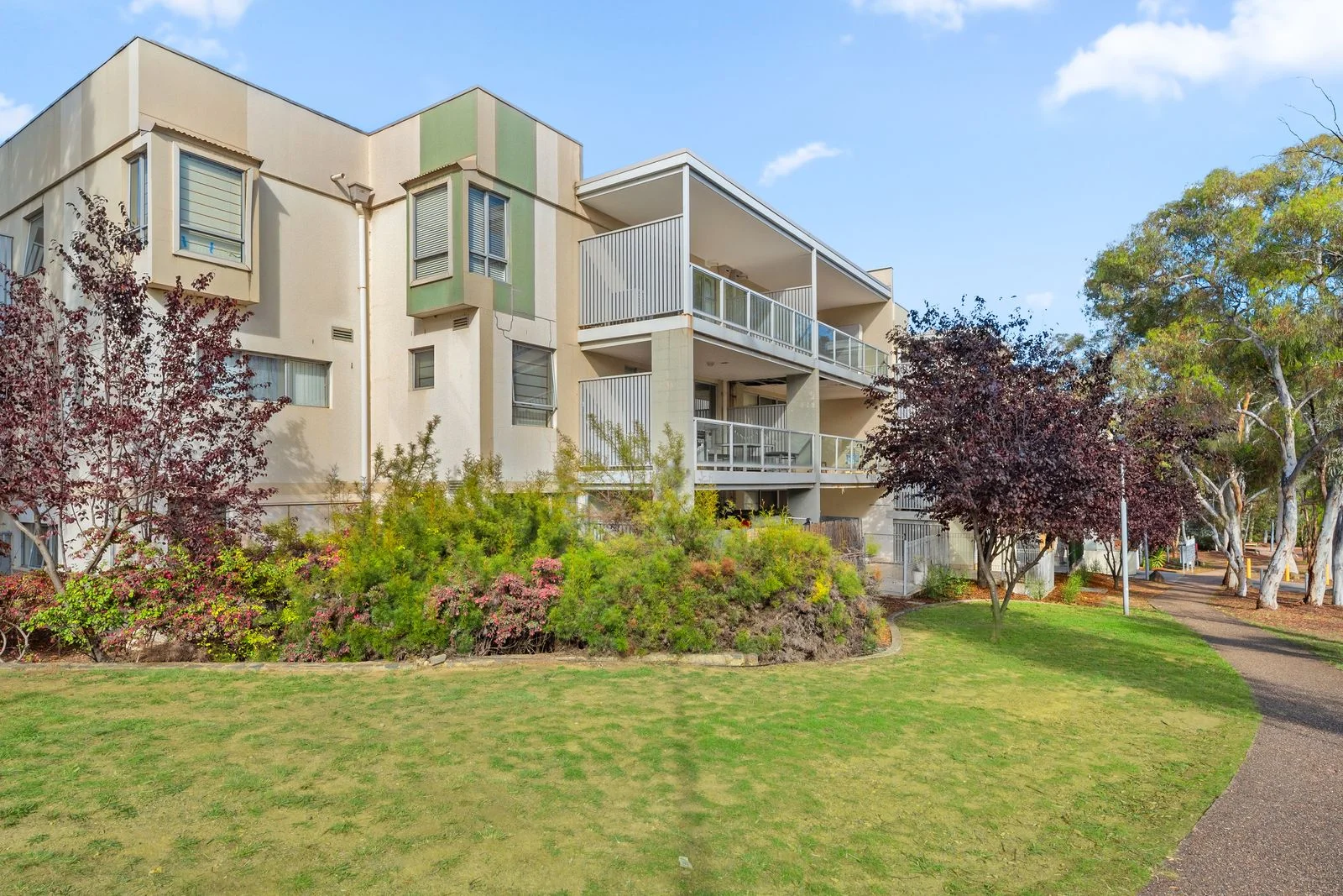 Primary image of 20/2 Eardley Street, Bruce ACT 2617